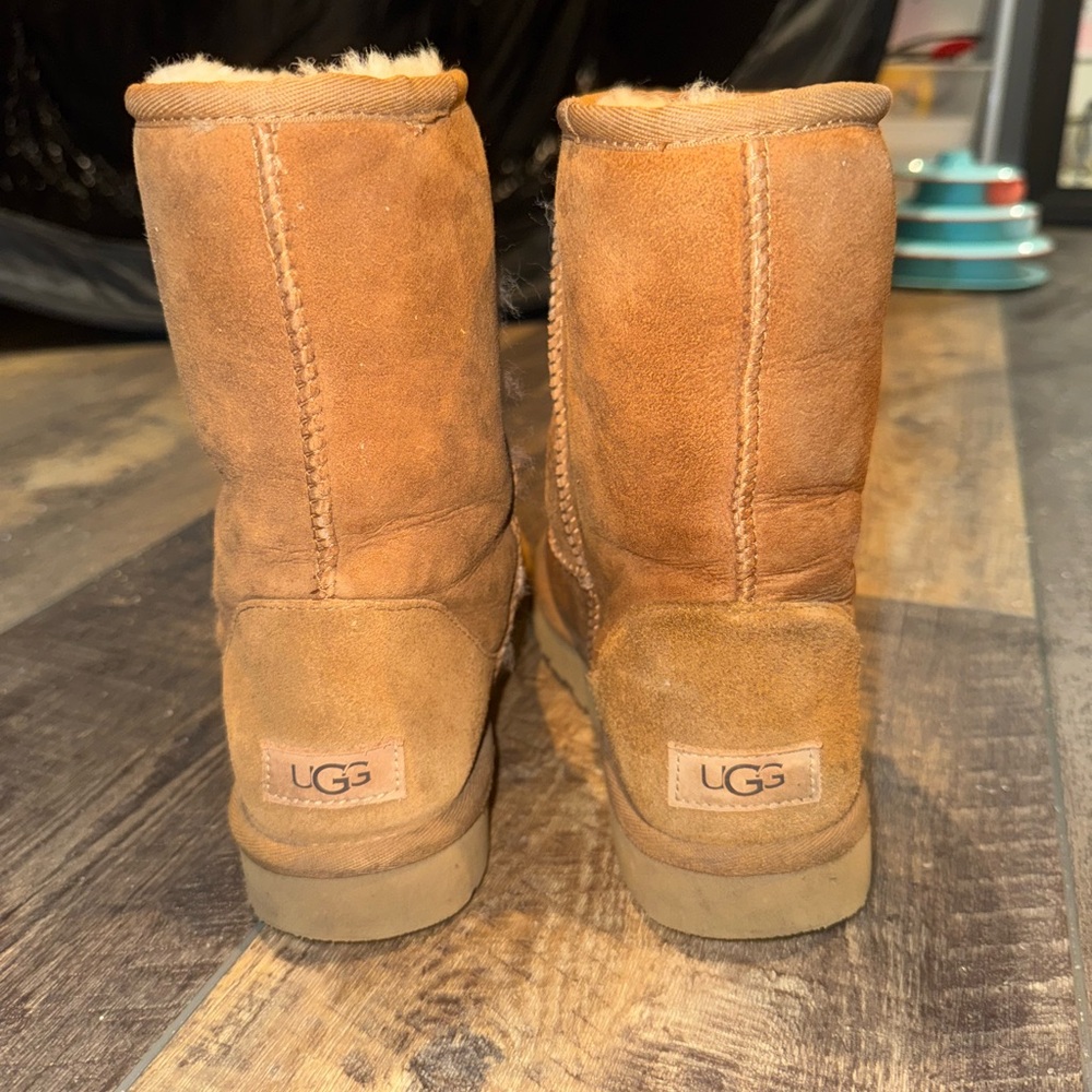UGG Tall Boots - Picture 2 of 5